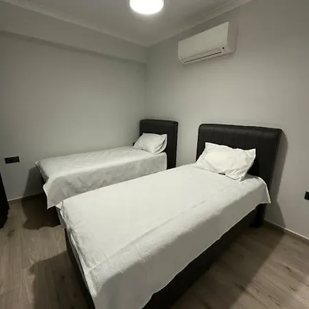 Lilyum 2 Bedrooms アパート フェティエ